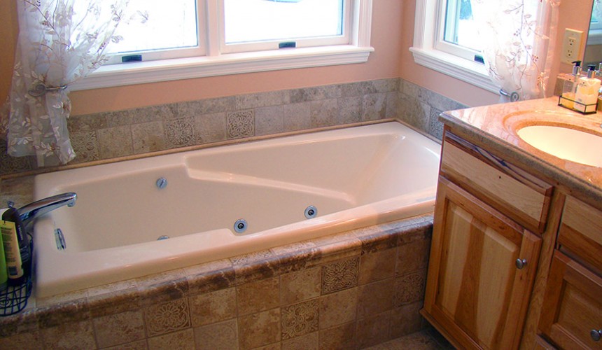 We do amazing bathroom work, tiling, custom tile, installs, tubs, shower, all in Saratoga Springs, New York.